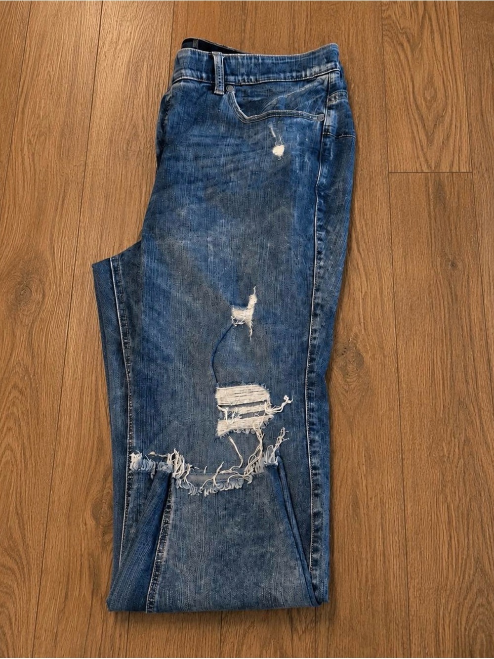 Women’s Torrid Distressed Size 22